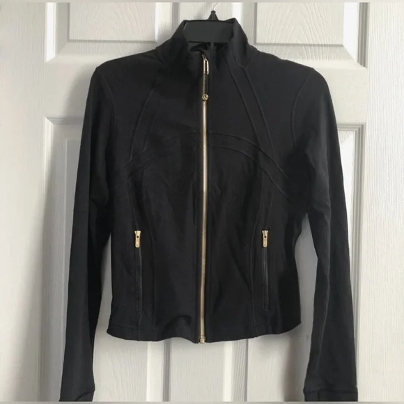 Black and Gold lululemon define jacket cropped - Picture 4 of 4